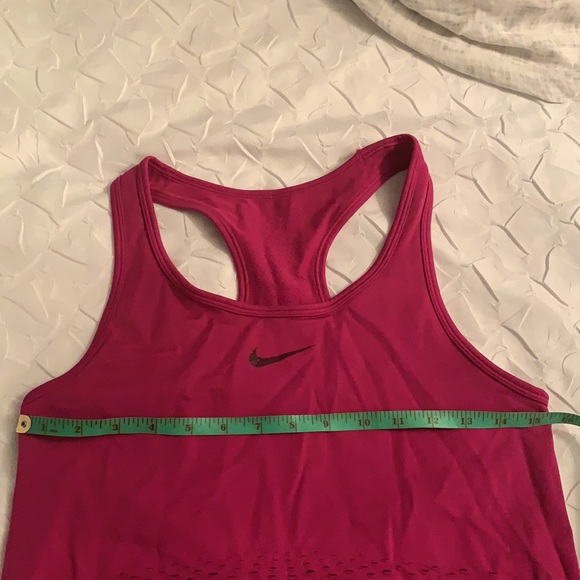 Nike Tank Top - Picture 7 of 8